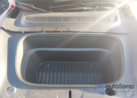 2026 Tesla Model Y Long Range Launch Series/Premium All-Wheel Drive from USA, damaged, VIN 7SAYGDEE8TA485083